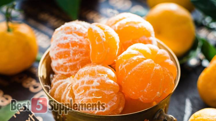 Oranges to represent vitamin c in our Best Vegan Multivitamin